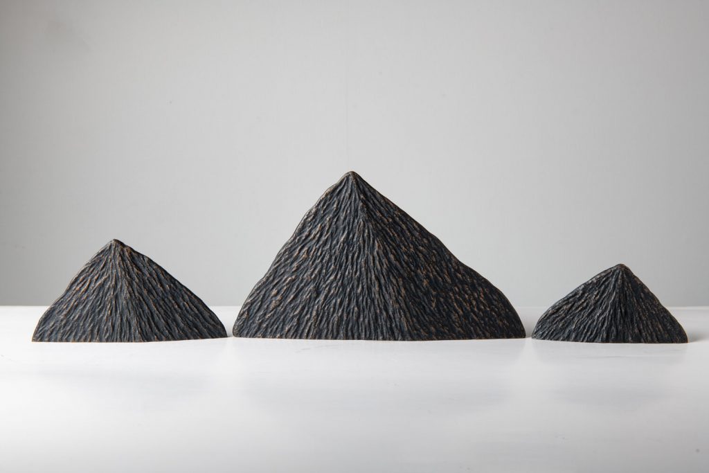 Sculpture NZ - Moving Mountains - Bronze sculpture - Nicholas Duval-Smith